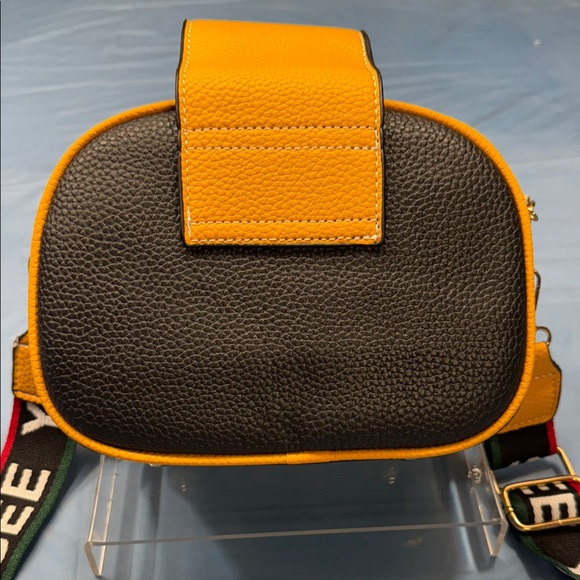 Unbranded star fruit cute semicircle magnetic buckle crossbody bag - Picture 7 of 10